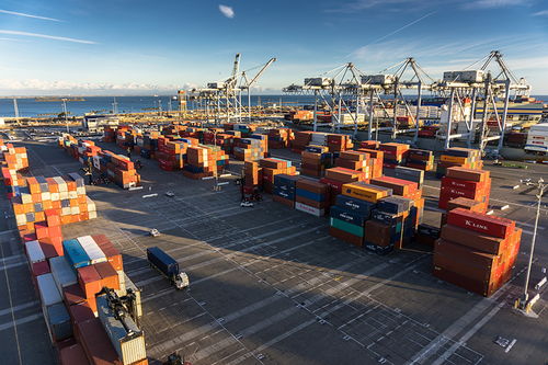 中國三季度外貿(mào)數(shù)據(jù)全面反彈，貨物進出口恢復(fù)至去年同期水平